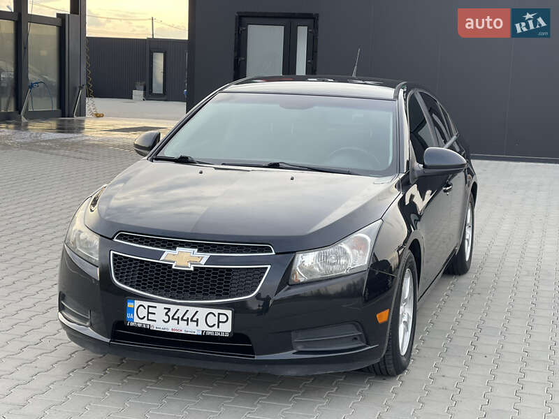 Седан Chevrolet Cruze 2014 в Черновцах