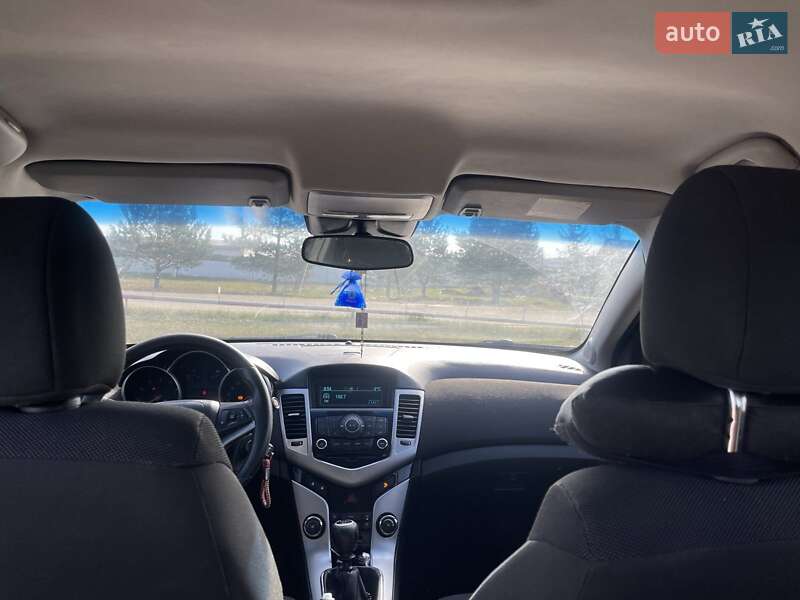 Седан Chevrolet Cruze 2012 в Житомирі