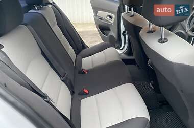 Седан Chevrolet Cruze 2015 в 