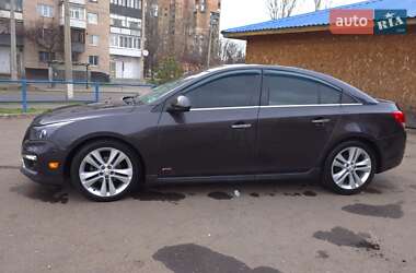 Седан Chevrolet Cruze 2015 в Славянске