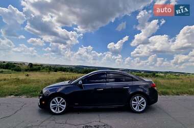 Седан Chevrolet Cruze 2015 в Славянске