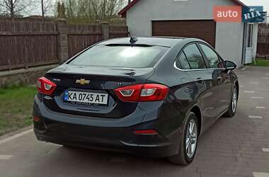 Хэтчбек Chevrolet Cruze 2016 в 