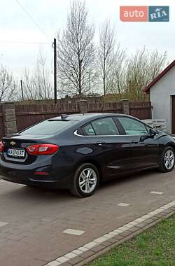 Хэтчбек Chevrolet Cruze 2016 в 