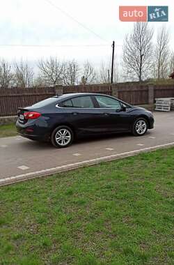 Хэтчбек Chevrolet Cruze 2016 в 
