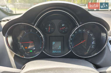 Седан Chevrolet Cruze 2011 в 
