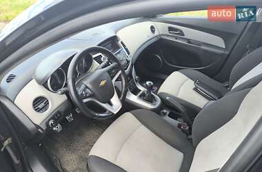Седан Chevrolet Cruze 2010 в 