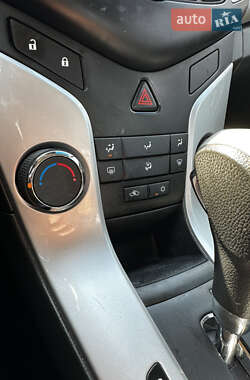 Седан Chevrolet Cruze 2014 в 