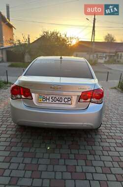 Седан Chevrolet Cruze 2010 в 