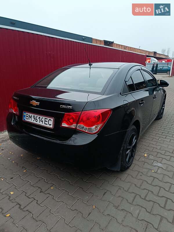 Седан Chevrolet Cruze 2011 в Сумах