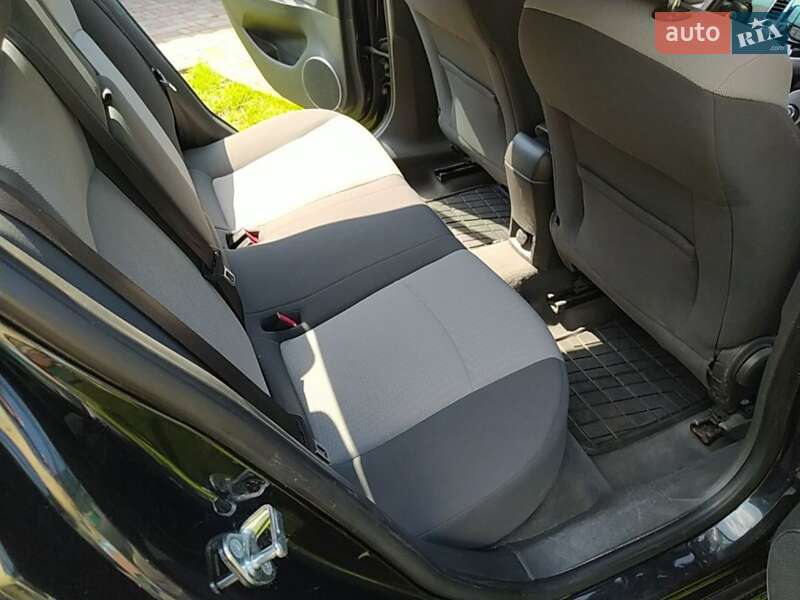 Седан Chevrolet Cruze 2010 в Тернополі