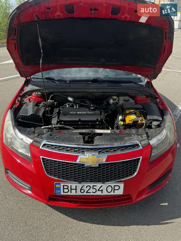 Седан Chevrolet Cruze 2015 в Кривому Розі