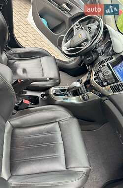 Хетчбек Chevrolet Cruze 2012 в 