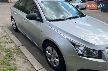 Седан Chevrolet Cruze 2012 в 