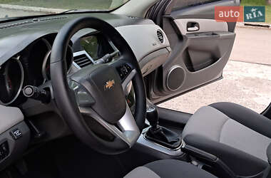 Седан Chevrolet Cruze 2010 в 