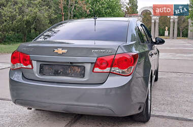 Седан Chevrolet Cruze 2010 в 