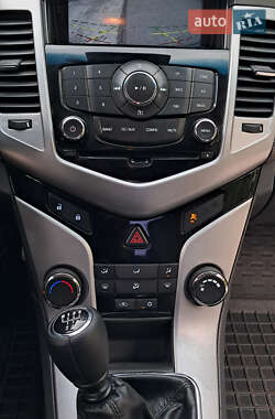 Седан Chevrolet Cruze 2010 в 
