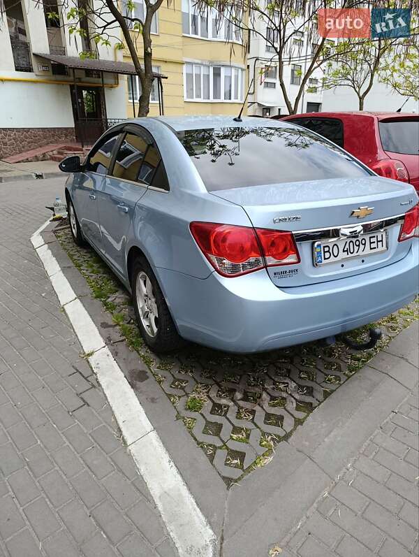 Седан Chevrolet Cruze 2011 в Тернополі