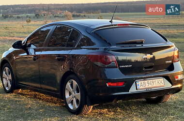Хэтчбек Chevrolet Cruze 2011 в 