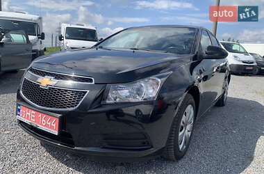 Хетчбек Chevrolet Cruze 2012 в 