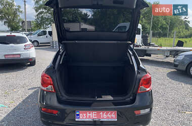 Хетчбек Chevrolet Cruze 2012 в 