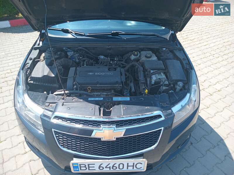 Седан Chevrolet Cruze 2011 в Николаеве