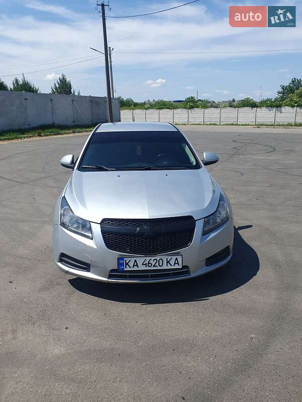 Седан Chevrolet Cruze 2014 в 
