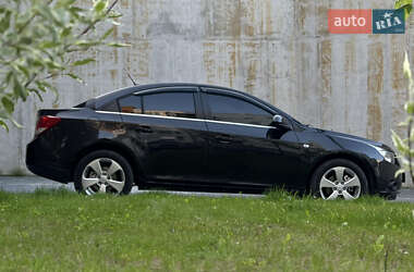 Седан Chevrolet Cruze 2011 в 