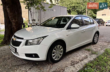Хэтчбек Chevrolet Cruze 2011 в Киеве