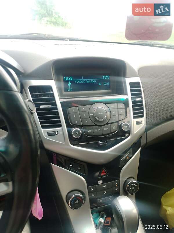 Седан Chevrolet Cruze 2011 в Гайвороне фото 8 Седан Chevrolet Cruze 2011 в Гайвороне