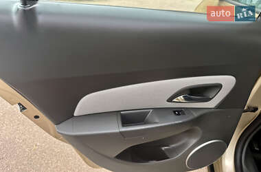 Седан Chevrolet Cruze 2009 в 