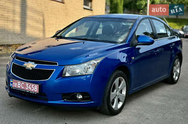 Седан Chevrolet Cruze 2010 в Ровно