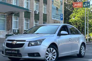 Седан Chevrolet Cruze 2010 в Миколаєві