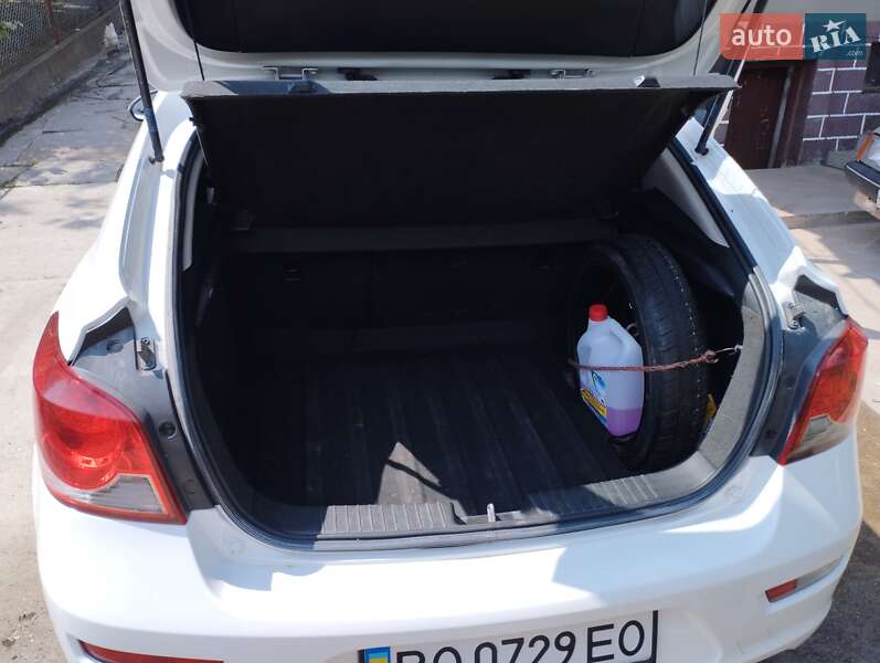 Хетчбек Chevrolet Cruze 2012 в Тернополі
