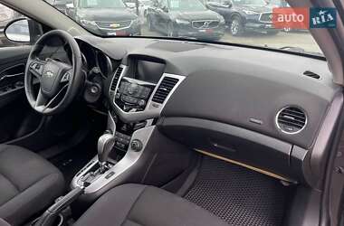 Седан Chevrolet Cruze 2015 в 