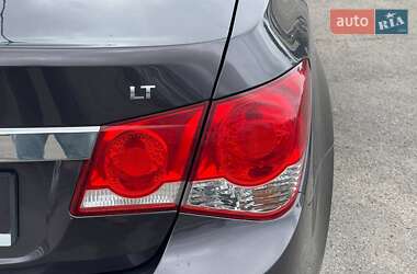 Седан Chevrolet Cruze 2015 в 
