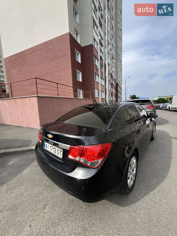 Седан Chevrolet Cruze 2013 в Киеве