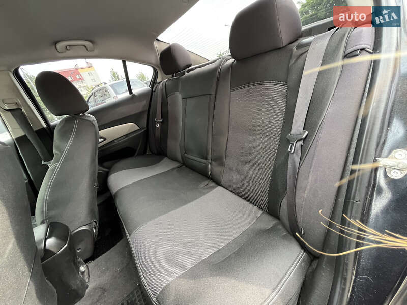 Седан Chevrolet Cruze 2013 в Киеве