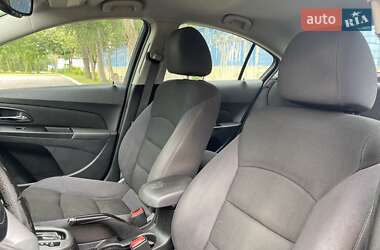 Седан Chevrolet Cruze 2013 в 