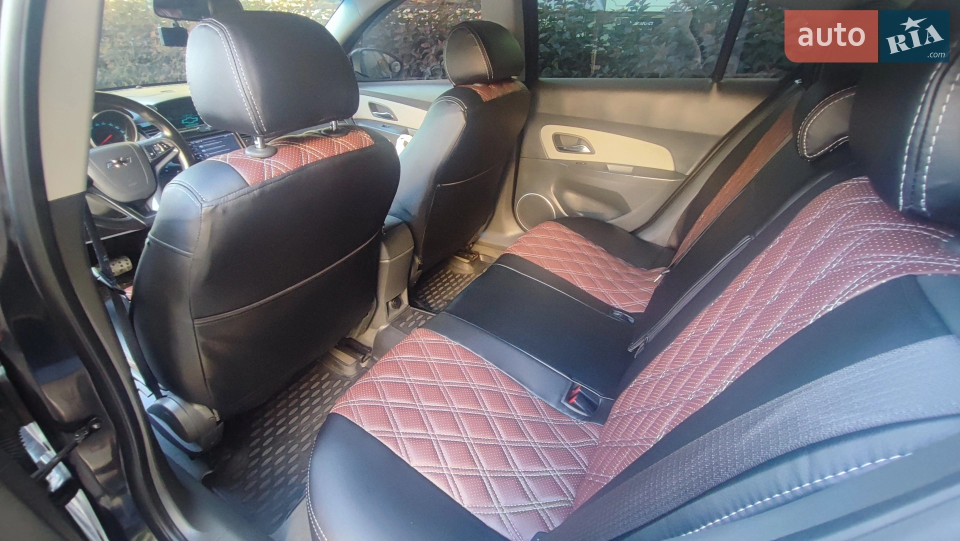 2010 Chevrolet Cruze - мініатюра 14
