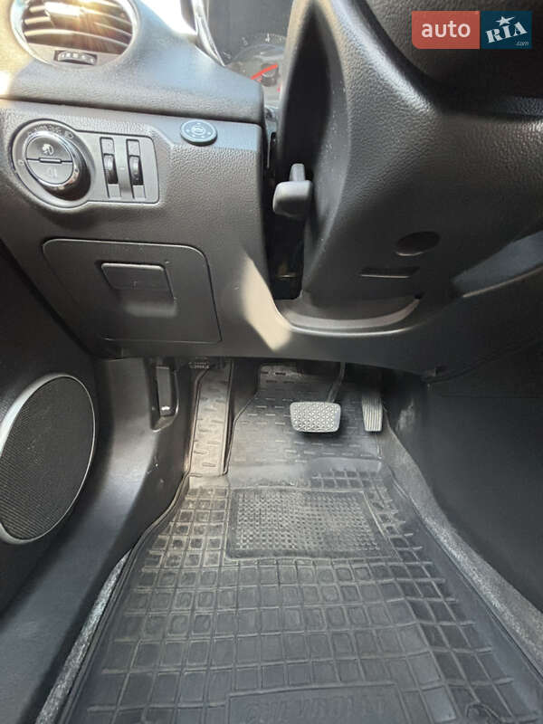 Седан Chevrolet Cruze 2012 в Кременчуге