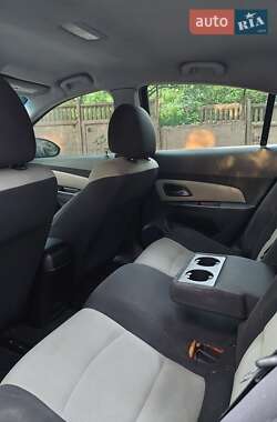 Седан Chevrolet Cruze 2013 в 
