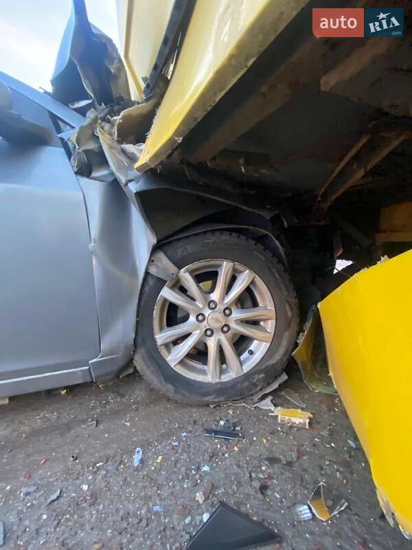 Седан Chevrolet Cruze 2014 в Києві