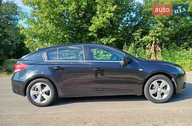 Хэтчбек Chevrolet Cruze 2011 в Вышгороде