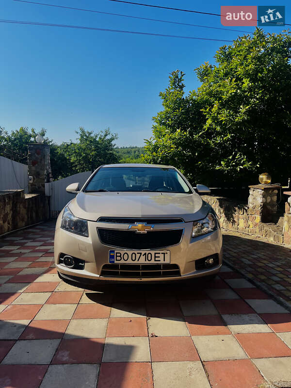 Седан Chevrolet Cruze 2011 в 