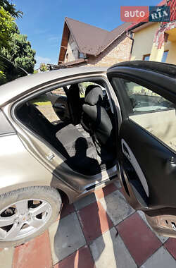 Седан Chevrolet Cruze 2011 в 