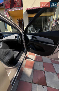Седан Chevrolet Cruze 2011 в 