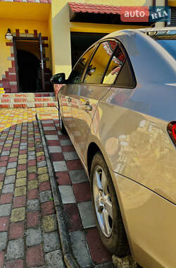 Седан Chevrolet Cruze 2011 в 