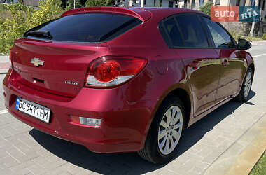 Хэтчбек Chevrolet Cruze 2014 в 