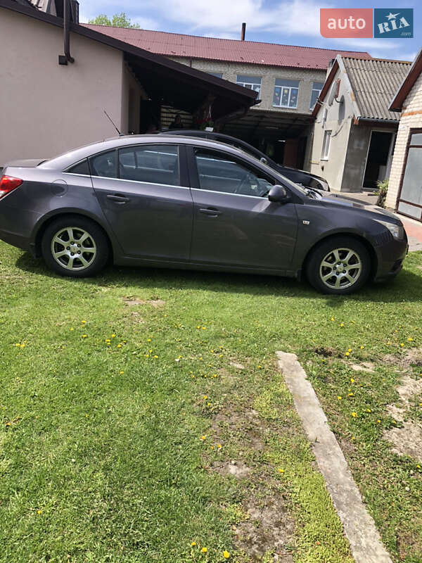Chevrolet Cruze 2010