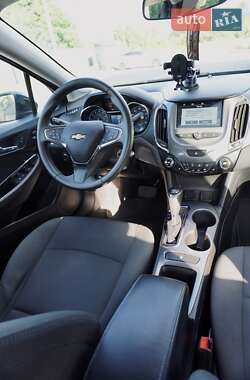 Седан Chevrolet Cruze 2018 в Киеве